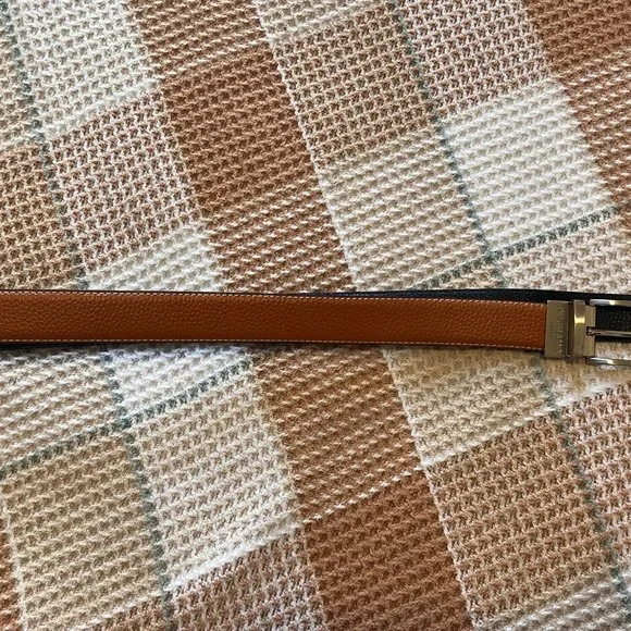 FERRAGAMO - Men's Textured Calfskin Gancini Loafer (+ LIGHT BROWN BELT) - Picture 11 of 11